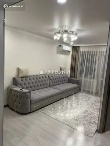 3-комнатная квартира, этаж 2 из 9, 65 м²