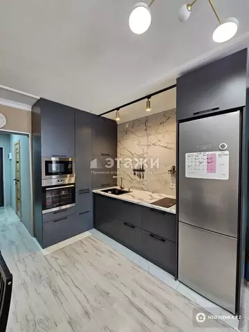 2-комнатная квартира, этаж 9 из 10, 44 м²