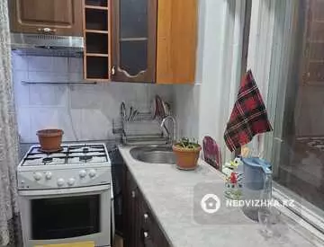 2-комнатная квартира, этаж 1 из 4, 51 м², на длительный срок