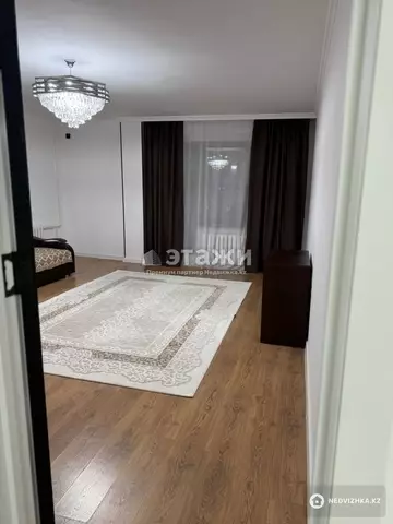 2-комнатная квартира, этаж 8 из 9, 87 м²