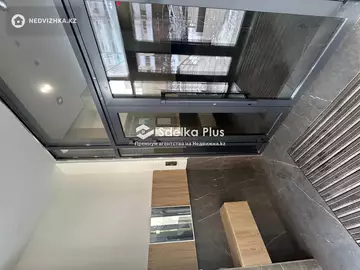 3-комнатная квартира, этаж 9 из 12, 90 м²