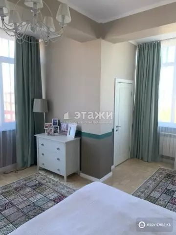 3-комнатная квартира, этаж 10 из 10, 96 м²