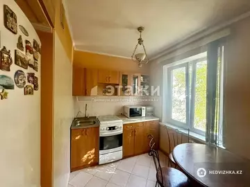 2-комнатная квартира, этаж 3 из 4, 43 м²