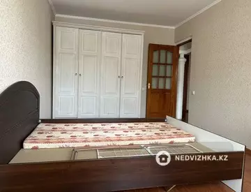 3-комнатная квартира, этаж 4 из 5, 67 м²