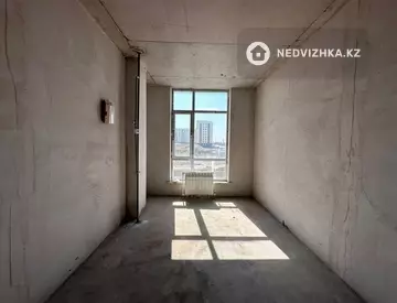 2-комнатная квартира, этаж 3 из 10, 71 м²