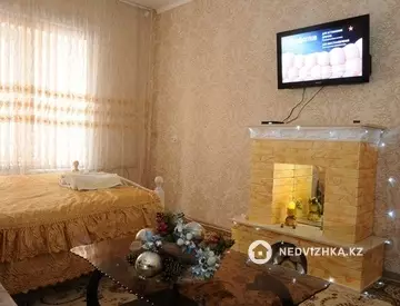 1-комнатная квартира, этаж 1 из 5, 38 м², посуточно