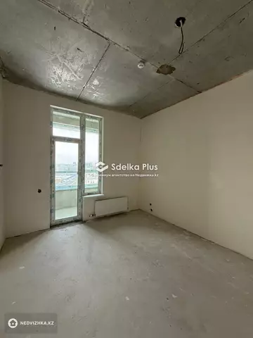 1-комнатная квартира, этаж 9 из 28, 40 м²