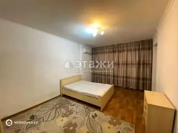 2-комнатная квартира, этаж 15 из 18, 64 м²