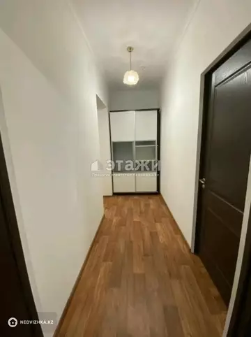2-комнатная квартира, этаж 15 из 18, 64 м²