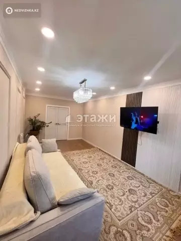 2-комнатная квартира, этаж 8 из 13, 69 м²