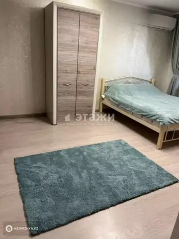 2-комнатная квартира, этаж 18 из 18, 49 м²
