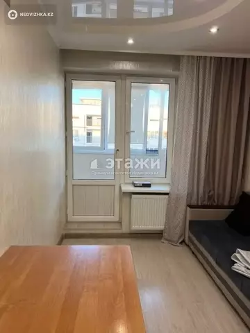 2-комнатная квартира, этаж 18 из 18, 49 м²