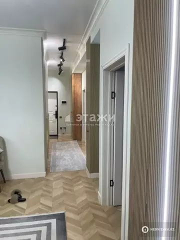 2-комнатная квартира, этаж 3 из 18, 56 м²