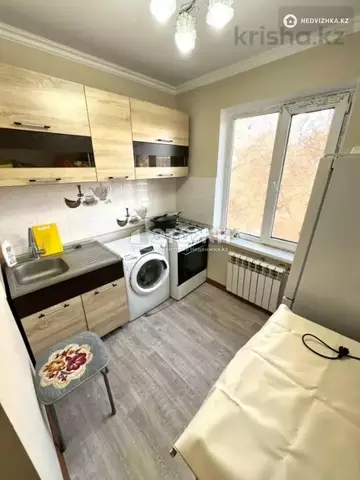 2-комнатная квартира, этаж 4 из 4, 43 м²