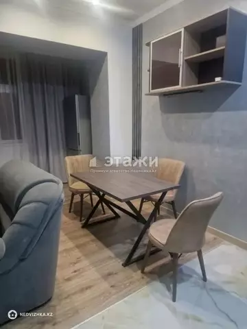 2-комнатная квартира, этаж 4 из 20, 48 м², на длительный срок