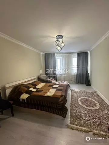 4-комнатная квартира, этаж 7 из 14, 153 м²