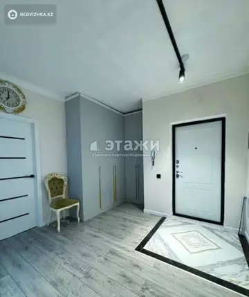 2-комнатная квартира, этаж 13 из 13, 67 м²