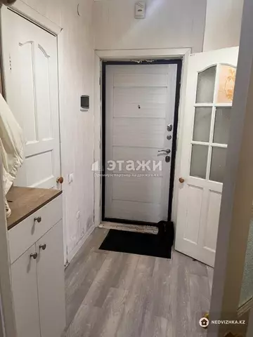42 м², 2-комнатная квартира, этаж 3 из 10, 42 м², изображение - 1