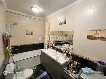 2-комнатная квартира, этаж 10 из 12, 74 м²