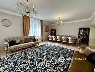 300 м², 6-комнатный дом, 10 соток, 300 м², изображение - 1