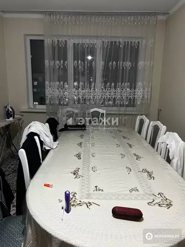 3-комнатная квартира, этаж 9 из 9, 75 м²