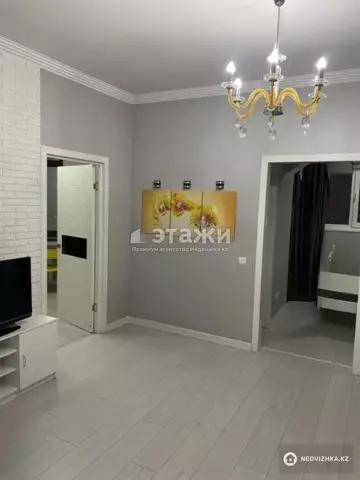 2-комнатная квартира, этаж 8 из 16, 42 м²