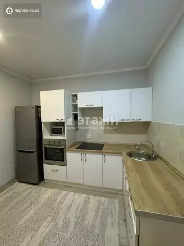 1-комнатная квартира, этаж 10 из 12, 40 м²