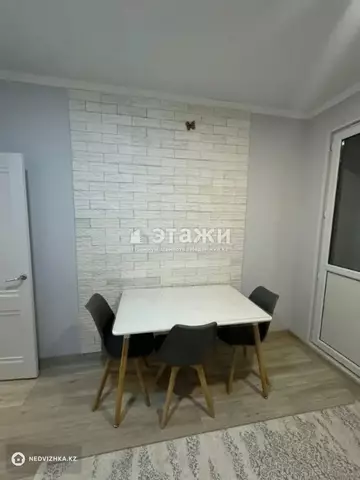 1-комнатная квартира, этаж 10 из 12, 40 м²