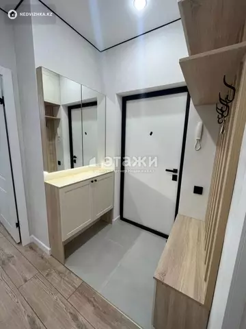 38 м², 2-комнатная квартира, этаж 9 из 9, 38 м², изображение - 1