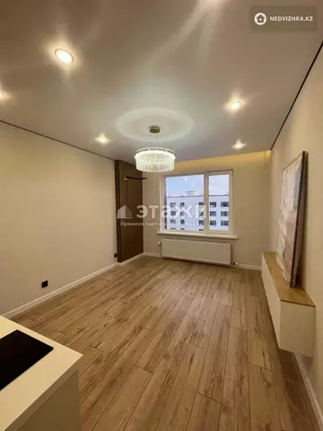 38 м², 2-комнатная квартира, этаж 9 из 9, 38 м², изображение - 2