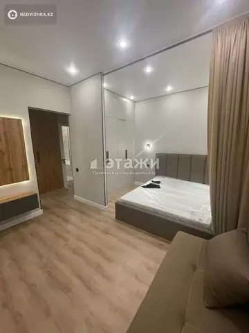 1-комнатная квартира, этаж 12 из 20, 41 м²