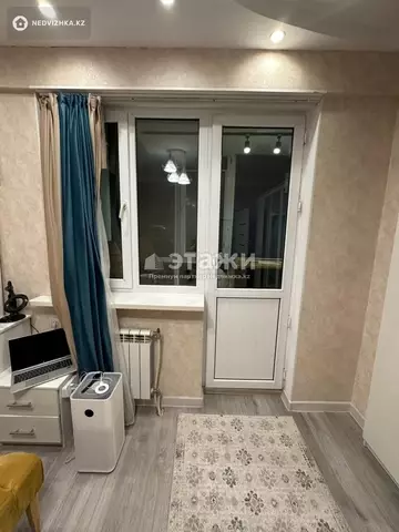 57 м², 3-комнатная квартира, этаж 10 из 14, 57 м², изображение - 1