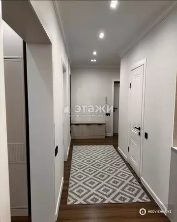 2-комнатная квартира, этаж 8 из 9, 56 м²
