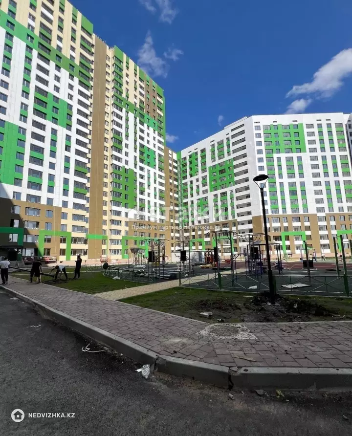 43 м², 1-комнатная квартира, этаж 2 из 12, 43 м², изображение - 1