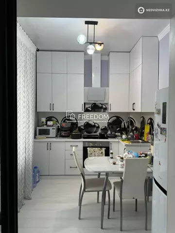 1-комнатная квартира, этаж 4 из 9, 44 м²