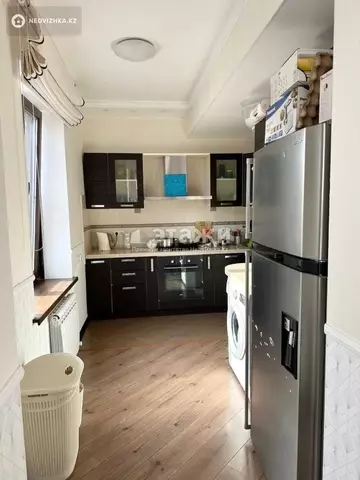 3-комнатная квартира, этаж 12 из 13, 91 м²