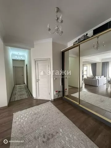 3-комнатная квартира, этаж 6 из 7, 93 м²