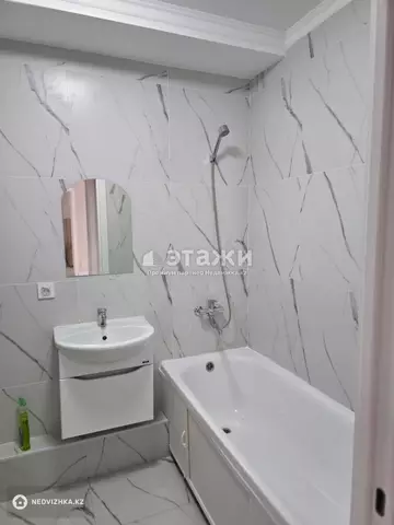 2-комнатная квартира, этаж 8 из 9, 53 м²