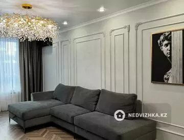 4-комнатная квартира, этаж 4 из 7, 120 м²