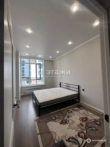 2-комнатная квартира, этаж 3 из 17, 65 м²