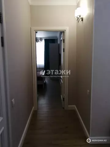 3-комнатная квартира, этаж 2 из 10, 102 м²