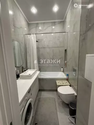 3-комнатная квартира, этаж 2 из 9, 80 м²