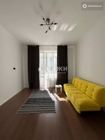 2-комнатная квартира, этаж 9 из 9, 36 м²