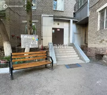 3-комнатная квартира, этаж 5 из 5, 61 м²
