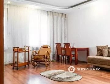 4-комнатная квартира, этаж 1 из 2, 180 м²