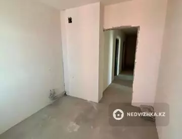 3-комнатная квартира, этаж 10 из 12, 88 м²