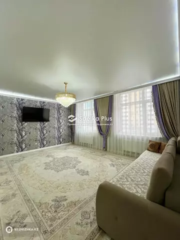 4-комнатная квартира, этаж 3 из 17, 130 м²
