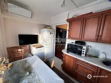 2-комнатная квартира, этаж 2 из 5, 50 м²