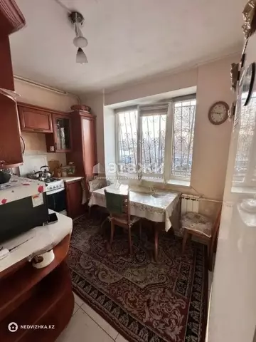 50.2 м², 2-комнатная квартира, этаж 2 из 5, 50 м², изображение - 5