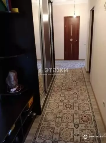 3-комнатная квартира, этаж 1 из 9, 80 м²